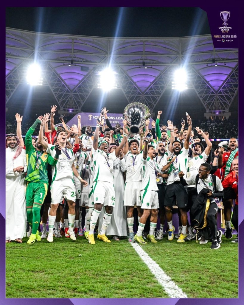 أصداء إنجاز الأهلي تتردد عالميًا بعد التتويج بلقب دوري أبطال آسيا للنخبة