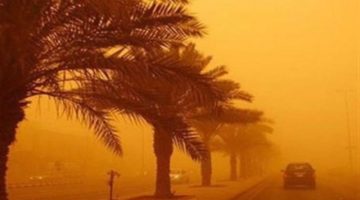 رياح نشطة وأتربة مثارة تضرب أجزاء من منطقة الرياض اليوم