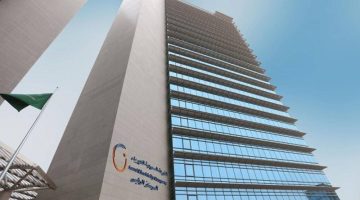 شركة الكهرباء تهدد بقطع الخدمة عند تجاوز الديون حاجز 1000 ريال أو عدم دفع 3 فواتير متتابعة بعد 60 يوماً