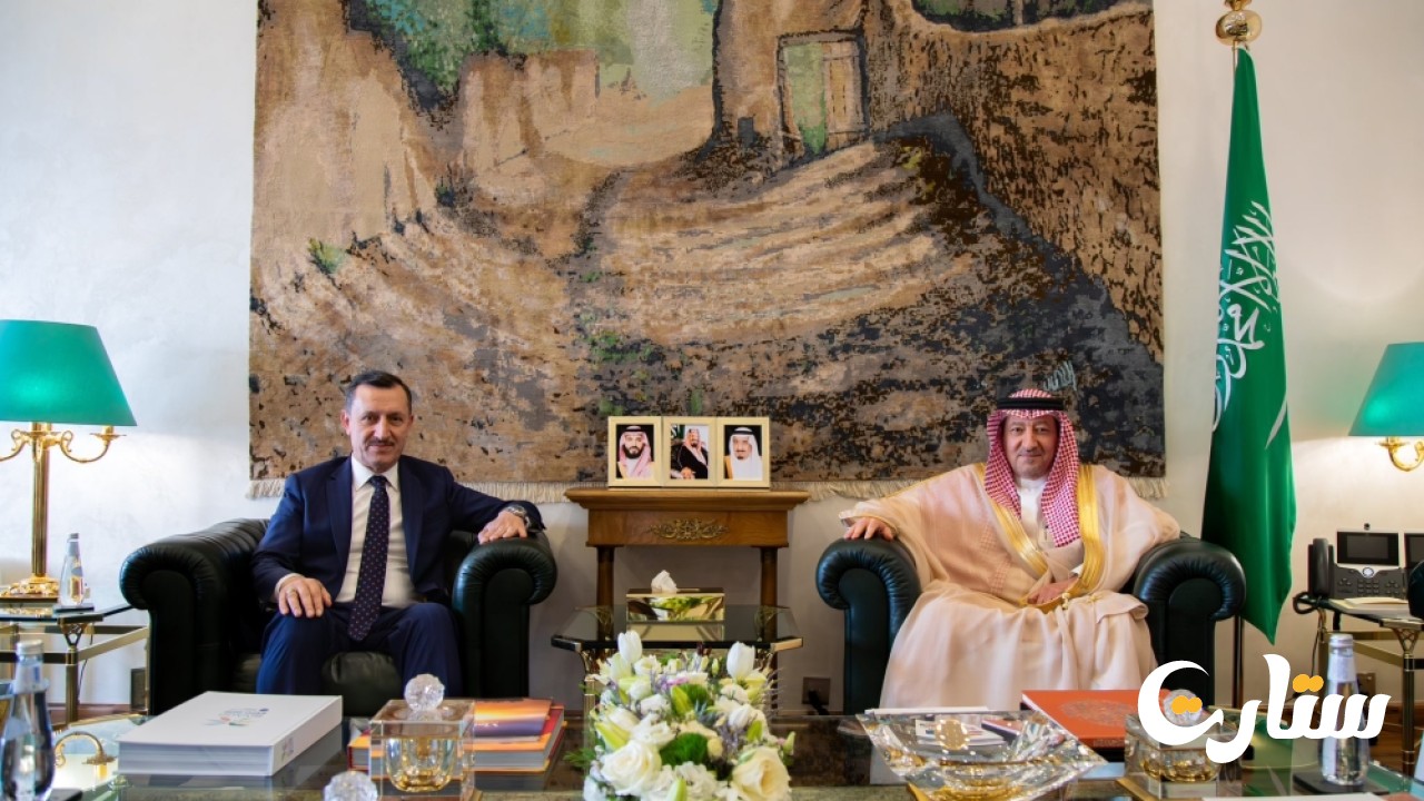 الخريجي يبحث تعزيز الشراكة مع السفير التركي في السعودية